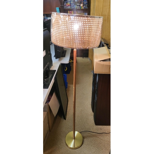 292 - A HOMESTEAD CANE SHADE AND WOOD EFFECT STANDING LAMP -WITH BRASS METAL FINISH -BOXED A/NEW