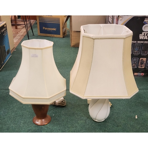 293 - 2X TABLE LAMPS WITH SHADES IN GWO