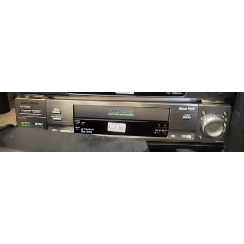 361 - 60PANASONIC SUPERDRIVE VHS RECORDER NV-HS950