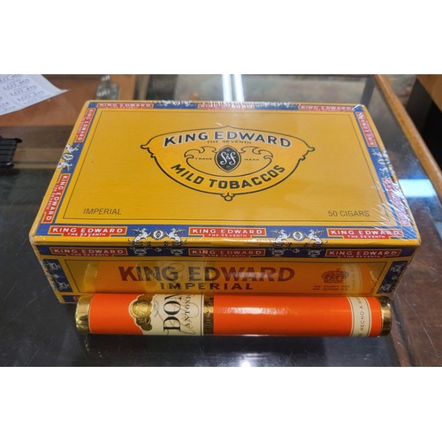 47A - A BOXED & UNOPENED SET OF 50 KING EDWARD IMPERIAL CIGARS TOGETHER WITH A DON ANTONIO CHURCHILL HANDM... 