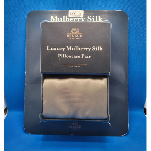 24 - SET OF 2 BEDECK OF BELFAST LUXURY MULBERRY SILK PILLOW CASES SILVER GREY UNOPENED IN BLISTER PACK