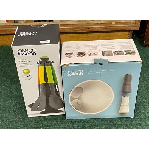 112 - BOXED JOSEPH JOSEPH ELEVATE CAROUSEL - 6 UTENSILS & STAND TO GETHER WITH A JOSEPH JOSEPH SALAD BOWL ... 