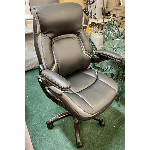 217 - DORMEO LEATHER BLACK/GREY EXECUTIVE OFFICE CHAIR