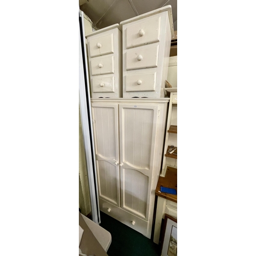 224 - SMALL WHITE PAINTED BEDROOM SUITE - SINGLE ROBE WITH 2 X MATCHING THREE DRAWER BEDSIDE CHESTS