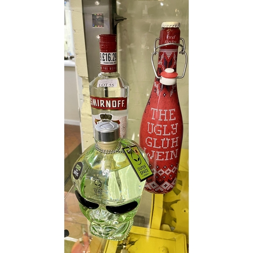 55 - MIXED DRINKS LOT - 70CL BOTTLE OF SMIRNHOFF VODKA, 70CL BOTTLE OF OUTER SPACE VODKA, BOTTLE OF GLUH ... 