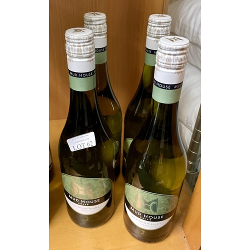 62 - 4 X BOTTLES OF MUD HOUSE SAUVIGNON BLANC