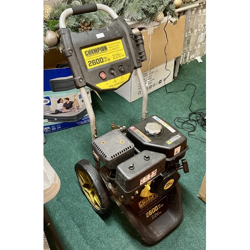 251 - CHAMPION PETROL PRESSURE WASHER 2600PSI - NO HOSE OR LANCE -USED