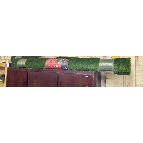 259 - ROLL OF GOLDEN SELECT ARTIFICIAL GRASS 2.25M X 2.67M