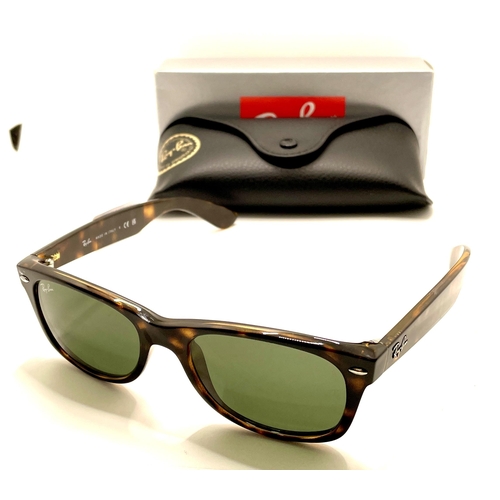 42 - BOXED PAIR OF RAYBAN NEW WAYFARER SUNGLASSES RB 2132 WITH BOX AND RAYBAN CASE