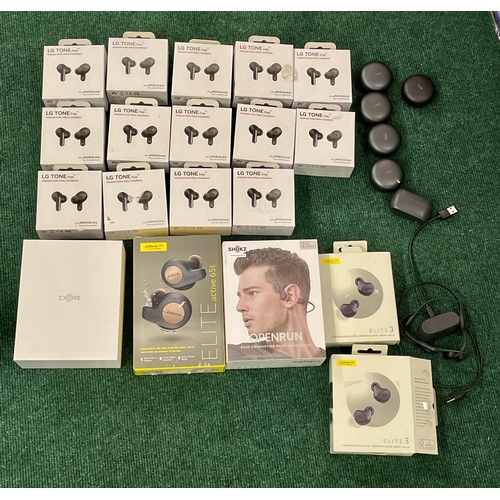 54 - APPROX 20 VARIOUS PAIRS OF WIRELESS EARBUDS INCL LG TONE FREE, JABRA, SHOKZ ALL WITH VARIOUS FAULTS ... 