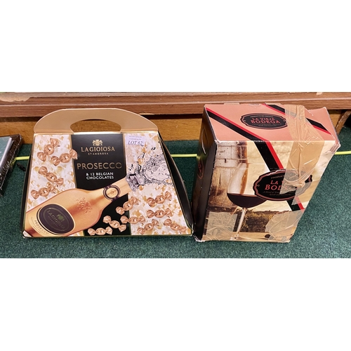 62 - BOXED 5LTR LA VIEJA BODEGA RED WINE TOGETHER WITH A LA GIOIOSA PROSECCO GIFT SET