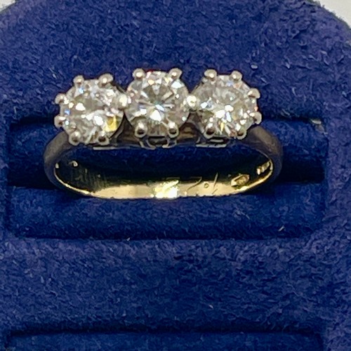 355 - 18CT YELLOW GOLD TRIO DIAMOND RING -H/M LONDON IMPORT 1997 - THREE GRADUATED DIAMONDS OF 1.22CTS SIZ... 