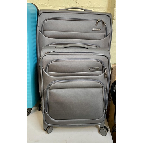 150 - SET OF 2 SAMSONITE SOFT SIDE SPINNER SUITCASES - LARGE/CABIN - GREY