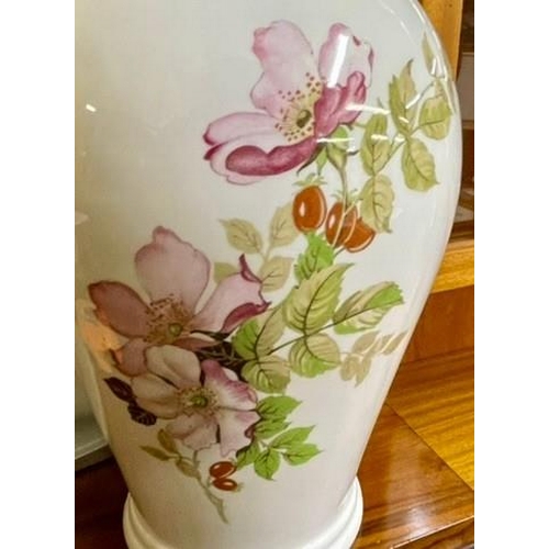 339 - A PAIR OF TALL PORTMEIRION POTTERY TRANSFER PRINTED BALUSTER VASES - RAMBLING ROSE DESIGN -H:26CMS