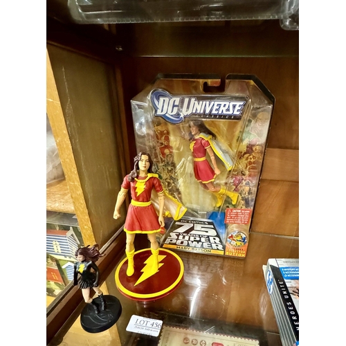 456 - SHAZAM MARY BATSON COLLECTIBLE FIGURINE WITH BADGE AND 2 X LOOSE FIGURES (ONE LEAD)