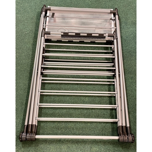 220 - MESA DELUXE FOLDING CLOTHES AIRER