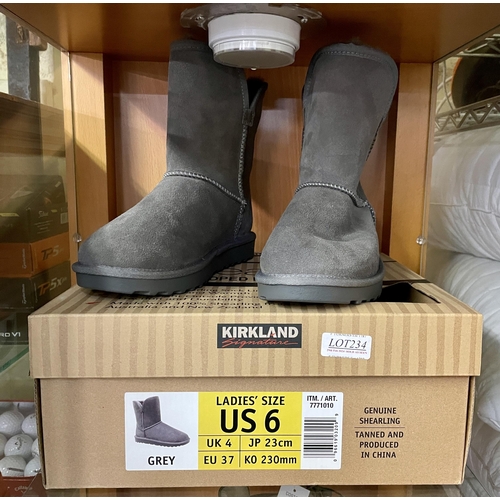 234 - BOXED PAIR OF LADIES KIRKLAND SHEARLING LINED ANKLE BOOTS - GREY - UK4