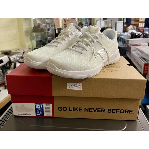 238 - BOXED PAIR OF SKECHERS LADIES GO-WALK JOY TRAINERS - UK4 - WHITE