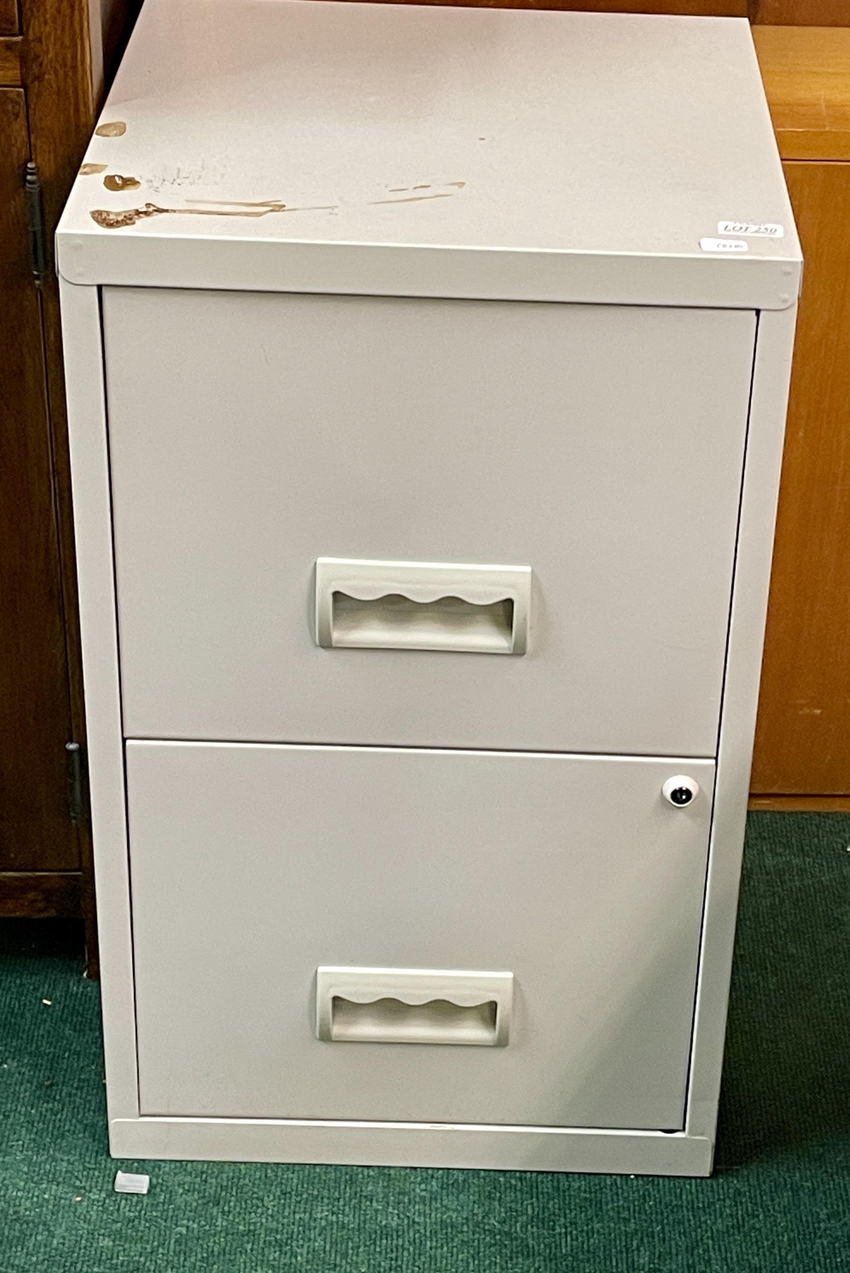 A SMALL GREY METAL 2 DRAWER FILE WITH SOME FILES