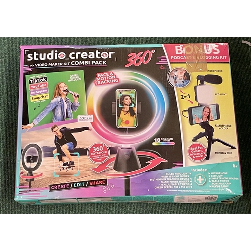 176 - STUDIO CREATOR VIDEO MAKER KIT, INCL GREEN SCREEN, LED LIGHT, SMART PHONE HOLDER ETC...