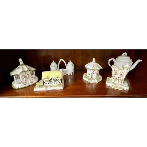 239 - A SMALL COLLECTION OF COALPORT FINE CHINA COTTAGES INCL 'ELIZABETHAN COTTAGE, THE GATE HOUSE, THE UM... 