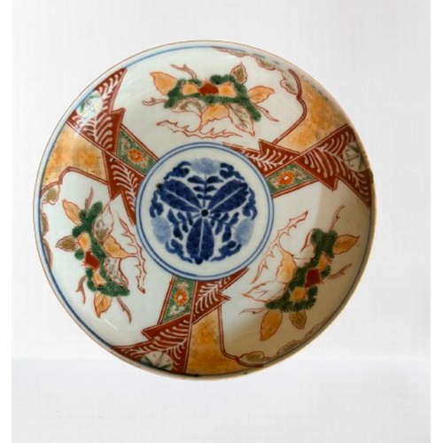 373 - X2 19TH.C JAPANESE IMARI CABINET DISHES, ONE APPROX 19CM, ONE 20CM