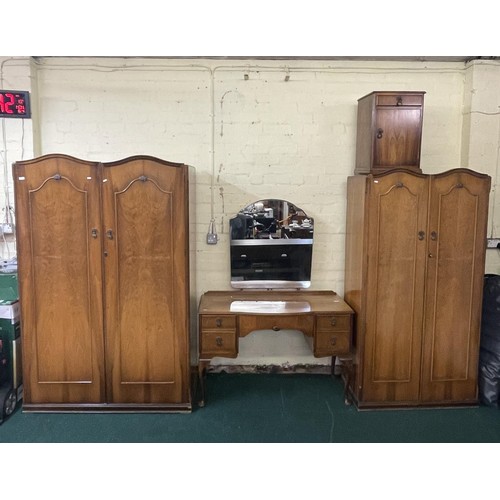 246 - X4 PIECE AUSTIN SUITE BEDROOM SUITE CONSISTING OF DOUBLE DOOR WARDROBE 123CMW X 53CMD X 191CMH, DOUB... 