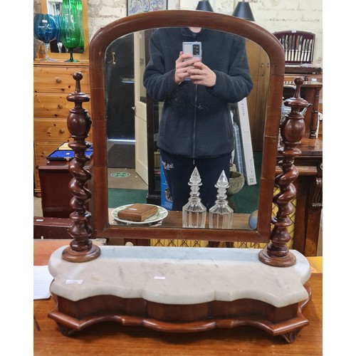 265 - MAHOGANY GENTS DRESSING MIRROR ON MARBLE BASE, DECORATIVE BARLEY TWIST SIDES