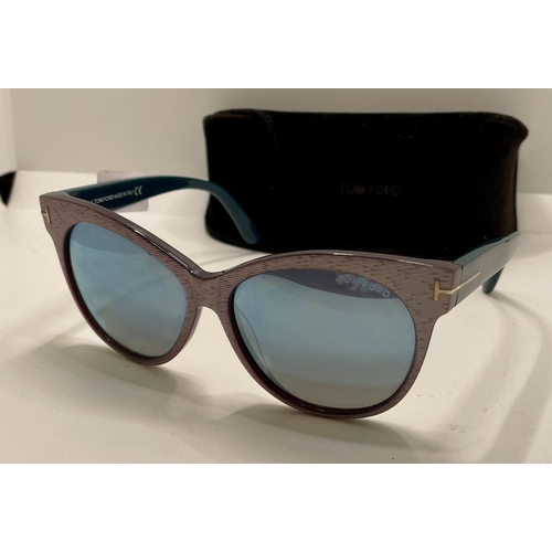 61 - PAIR OF TOM FORD SUNGLASSES SASKIA TF330 WITH CASE