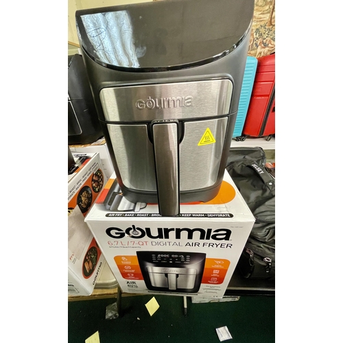 98 - BOXED GOURMIA 6.7L DIGTAL AIR FRYER