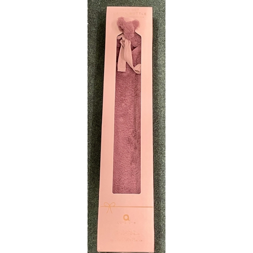 157 - BOXED AROMA HOME 2L LONG HOT WATER BOTTLE - DUSKY PINK