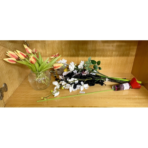 220 - A CHI AFRICAN METAL POPPY, VASE WITH FAUX TULIPS, A LARGE DISPLAY OF FAUZ FLOWER