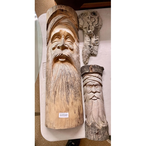 229 - CARVED WOODEN 'GREEN MAN' TREE HANGERS AND STONE EFFECT OWL HANGER