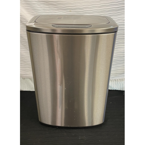 146 - ECO SENSOR STAINLESS STEEL KITCHEN BIN - SQUARE STYLE - MANUAL USE ONLY
