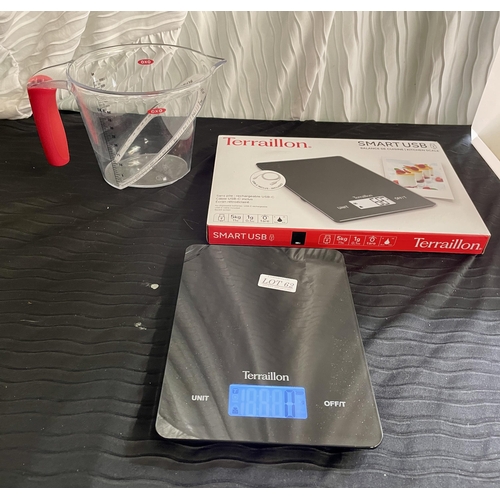 62 - BOXED TERRALLON SMART USB KITCHEN SCALE WITH LEAD AND AN OXO MEASURING JUG