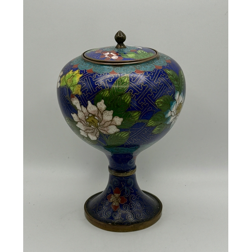 369 - CHINESE: A GOOD EARLY 20TH C. CHINESE CLOISONNE VASE & COVER - BLUE GROUND WITH FLORAL DECORATION - ... 