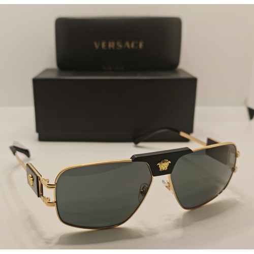 25 - BOXED PAIR OF VERSACE SUNGLASSES - MOD.2251 1002/87 WITH CASE