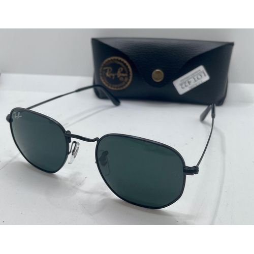 422 - PAIR OF RAYBAN SUNGLASSES - RB3548 - WITH ORIGINAL CASE - EX DISPLAY