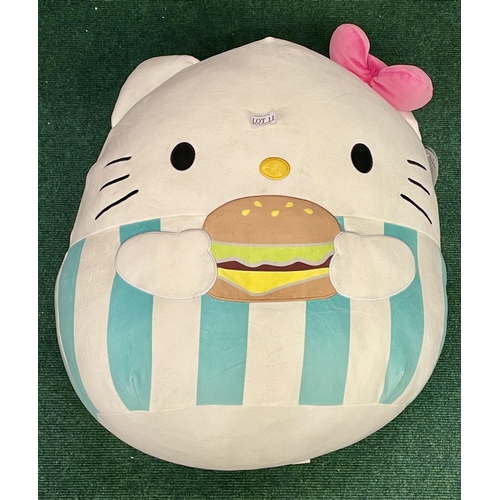 11 - HELLO KITTY SQUISHMALLOW - BURGER TIME