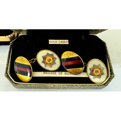 350 - A PAIR OF 9CT Y/GOLD DIAMOND CUT CUFFLINKS -APPX 4.65G, A PAIR OF BRIGADE OF GUARDS ENAMEL & PLATE C... 