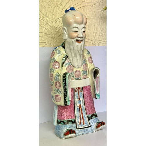 393 - LARGE CHINESE FIGURE; A LARGE CHINESE FAMILLE ROSE FIGURE OF SHOU LAO C.1900 - H: 41CMS