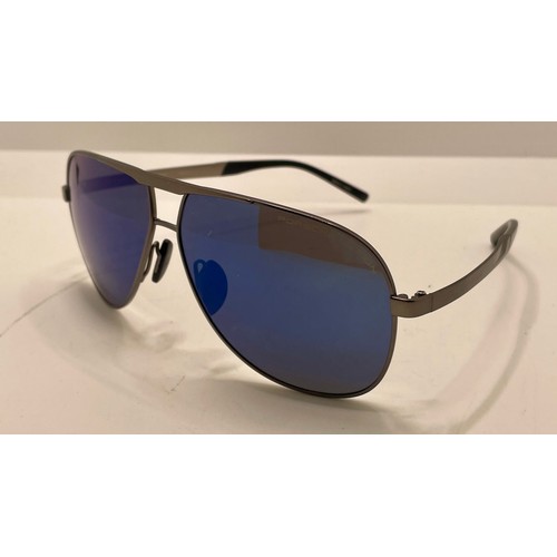 422 - A PAIR OF PORSCHE 6211RUTHENIUM PILOT SUNGLASSES