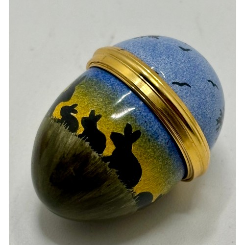 358 - HALCYON DAYS ENAMELS 'THINKING OF YOU' BOX, HALCYON DAYS ENAMELS WATERSHIP DOWN EGG AND A HALCYON DA... 