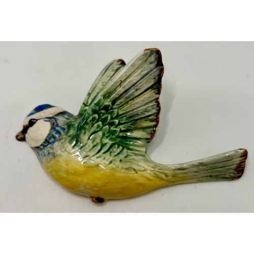 337 - THREE BESWICK VINTAGE BIRD FIGURES IN THE FORM OF BLUE TITS EACH HAVING HAND PAINTED DETAILS ALL HAV... 