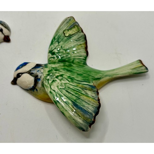 337 - THREE BESWICK VINTAGE BIRD FIGURES IN THE FORM OF BLUE TITS EACH HAVING HAND PAINTED DETAILS ALL HAV... 