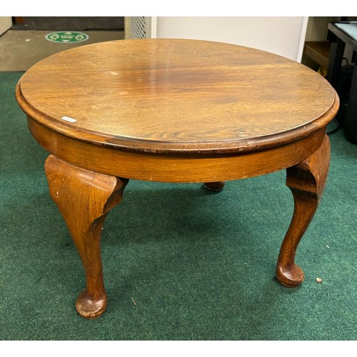 296 - A CIRCULAR OAK SIDE TABLE TOGETHER WITH AN INLAID ITALIANATE TRIPOD TABLE