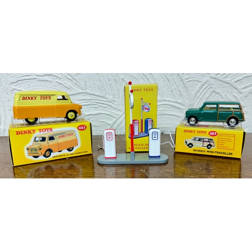 207 - VINTAGE DINKY MODELS -INCL DINKY TOYS 482 BEDFORD 10CWT VAN 'DINKY TOYS', DINKY TOYS 197 MORRIS MINI... 