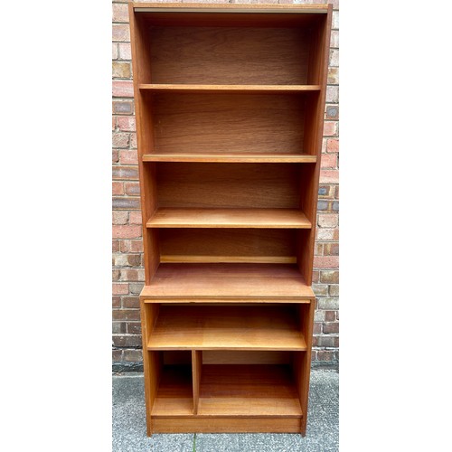 314 - MID-CENTURY TEAK MODULAR STYLE BOOKCASE - 3 BOOKCASES - 2 WITH CUPBOARD DRAWERS TO BASE, ONE WITH UN... 