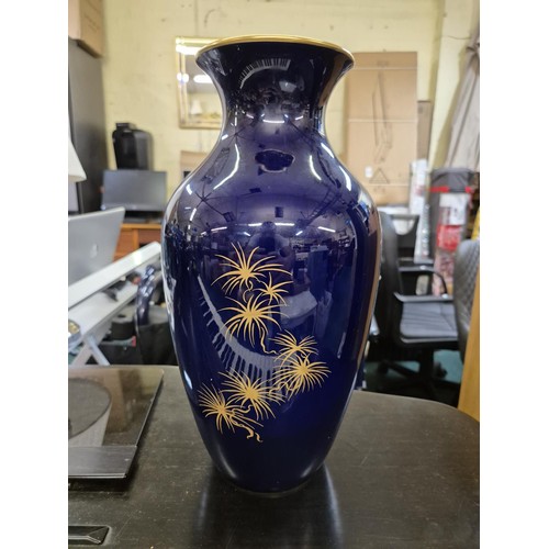 297 - A TALL NAVY BLUE & GILT HOLSTEIN & DUREN C M HTSCHENREUTHER KOBALT VASE MAREKD GERMANY - BLACK GROUN... 