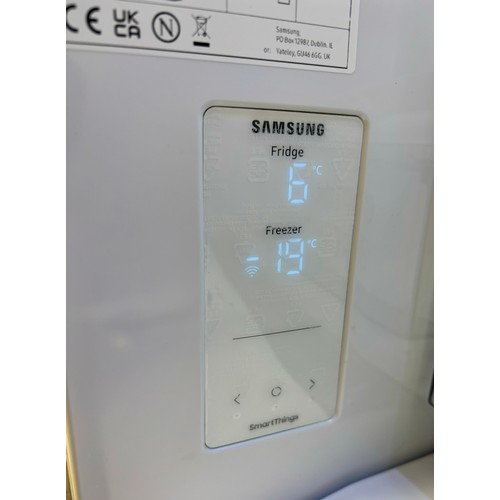 149 - SAMSUNG LARDER FRIDGE FREEZER - RB38C7B5CS9/EU - 203CMH X 59.5CMW X 65.8CMD - SILVER GREY